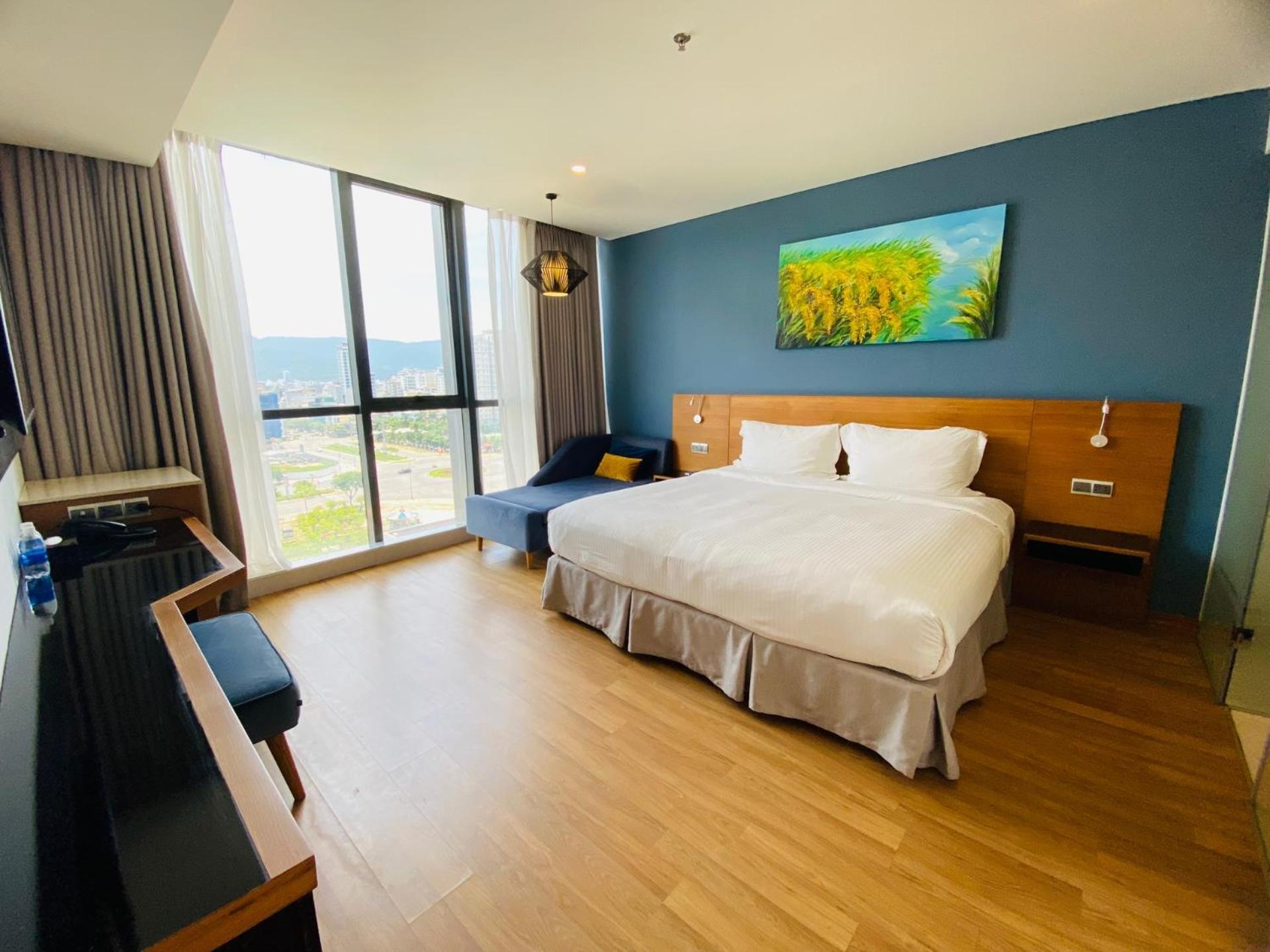 Hotel Nam & Residences
